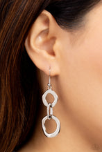 Load image into Gallery viewer, Earrings Metro Machinery - Silver E304