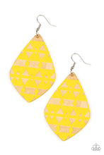 Load image into Gallery viewer, Earrings Zimbabwe Zoo - Yellow Wood E551