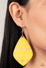 Load image into Gallery viewer, Earrings Zimbabwe Zoo - Yellow Wood E551