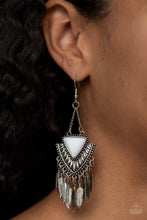 Load image into Gallery viewer, Earrings Shady Oasis - White E418