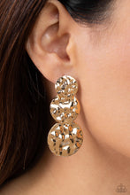 Load image into Gallery viewer, Earrings Triple Threat Texture - Gold E321