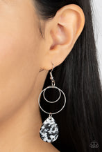 Load image into Gallery viewer, Earrings Terrazzo Tempo - Black E2450