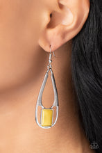 Load image into Gallery viewer, Earrings Adventure Story - Yellow E035