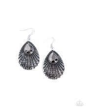 Load image into Gallery viewer, Earrings Urban Relic - Silver E2372