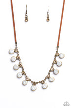 Load image into Gallery viewer, Necklaces Color Me CHIC - Brass