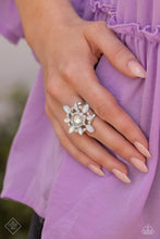 Load image into Gallery viewer, Fashion Fix Glimpses of Malibu Complete Trend Blend- GM-0723