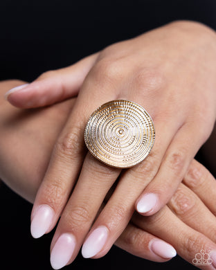 Embrace Dizzying Delight - Gold TRAY14 H39