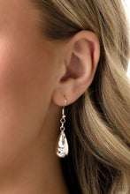 Load image into Gallery viewer, Necklaces Teardrop Timbre - White