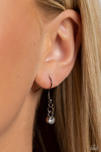 Load image into Gallery viewer, Necklaces Dripping in Stardust - Black SET60