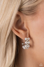 Load image into Gallery viewer, Earrings White Collar Wardrobe - White MINI S121