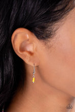 Load image into Gallery viewer, Necklaces Soaring Shell - Yellow N2365