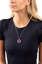 Load image into Gallery viewer, Necklaces Petals of Inspiration - Pink Inspirational N2278