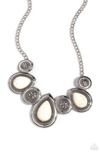 Load image into Gallery viewer, Necklaces Rustic Remix - White N340
