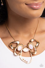 Load image into Gallery viewer, Necklaces Gleaming Gala - Gold N034
