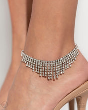 Load image into Gallery viewer, Necklace Daring Decadence - White SET65