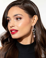 Load image into Gallery viewer, Earrings Lovers Lure - Pink VDAY