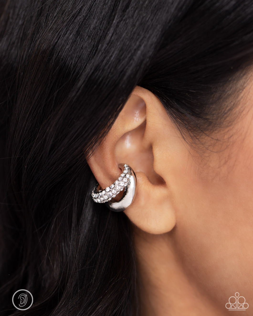Earrings Earcuffs Sizzling Spotlight - White E3028