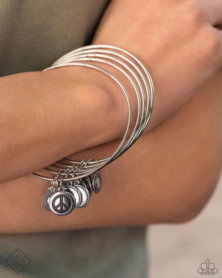 Bracelets My Interest is Piqued - Silver