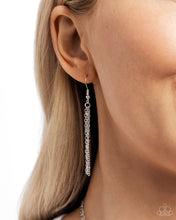 Load image into Gallery viewer, Necklaces Showstopping Season - Red