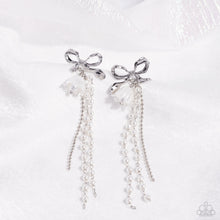 Load image into Gallery viewer, Earrings Garden Gain - White