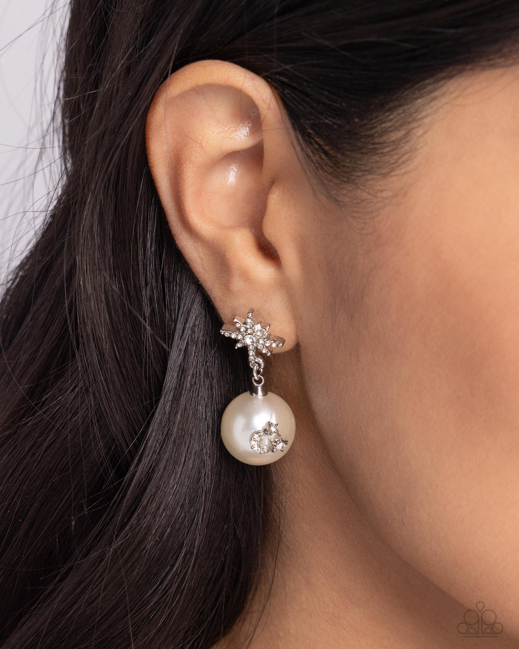 Earrings Cosmic Character - White Pearl E024
