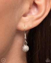 Load image into Gallery viewer, Necklace Simply Scintillating - Silver Choker