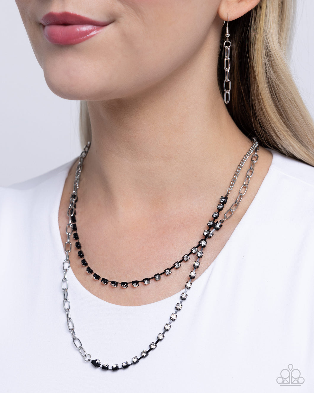 Necklaces Boxy Brilliance - Black  N2356