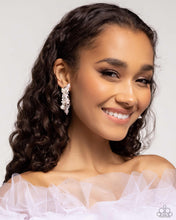 Load image into Gallery viewer, Earrings Elite Expense - Pink PEARL E570