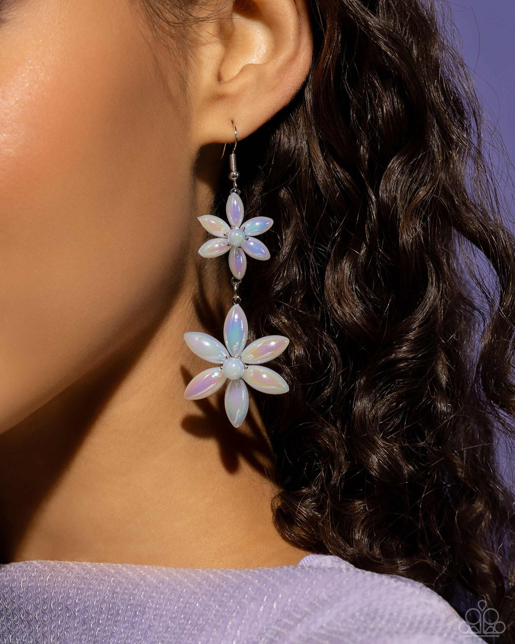 Earrings Pearl Posy - White E213