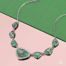 Load image into Gallery viewer, Necklaces Discreet Dazzle - Green N2154