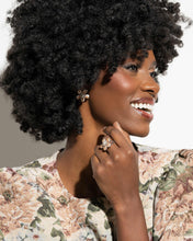 Load image into Gallery viewer, Earrings Chiseled Casino - Brown POST E312