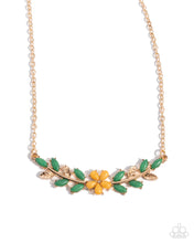 Load image into Gallery viewer, Necklaces Leafy Layover - Orange N2458