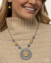 Load image into Gallery viewer, Necklaces Ornate Opinion - Yellow N173