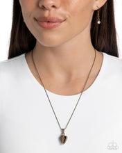 Load image into Gallery viewer, Necklaces Conch Confidence - Brass