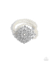 Load image into Gallery viewer, Bracelets Flattering Florals - White B2273