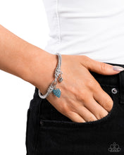Load image into Gallery viewer, Bracelets Heart Hour - Blue B280