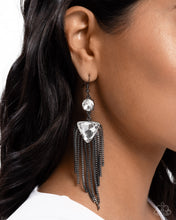 Load image into Gallery viewer, Earrings Maven Musings - Black E334