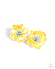 Load image into Gallery viewer, Earrings Floating Florals - Yellow E563