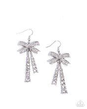 Load image into Gallery viewer, Earrings Date Night Decadence - White E365