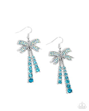 Load image into Gallery viewer, Earrings Date Night Decadence - Blue E365