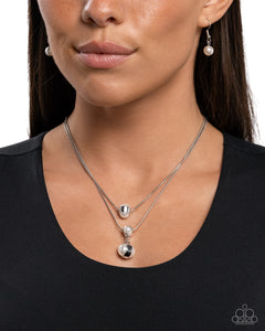 Necklaces Attractive Austen - White