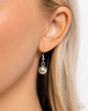 Load image into Gallery viewer, Necklaces Maiden Mermaid - Silver