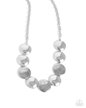 Load image into Gallery viewer, Necklaces Engraved Energy - Silver N2449