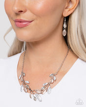 Load image into Gallery viewer, Necklaces Lyrical Leaves - Brown N131