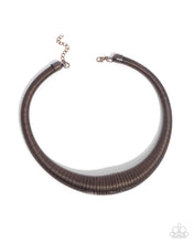 Load image into Gallery viewer, Necklaces Dramatic Dynasty - Copper N2302
