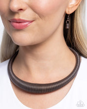 Load image into Gallery viewer, Necklaces Dramatic Dynasty - Copper N2302