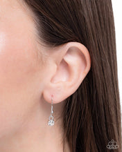 Load image into Gallery viewer, Necklaces Painted Paladin - Silver N112