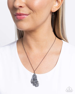 Necklaces Experimental Echo - Black N103