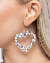 Load image into Gallery viewer, Earrings Heart Hierarchy - White VDAY V163