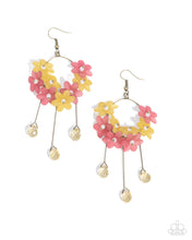 Load image into Gallery viewer, Earrings Whimsical Work - Brass E379